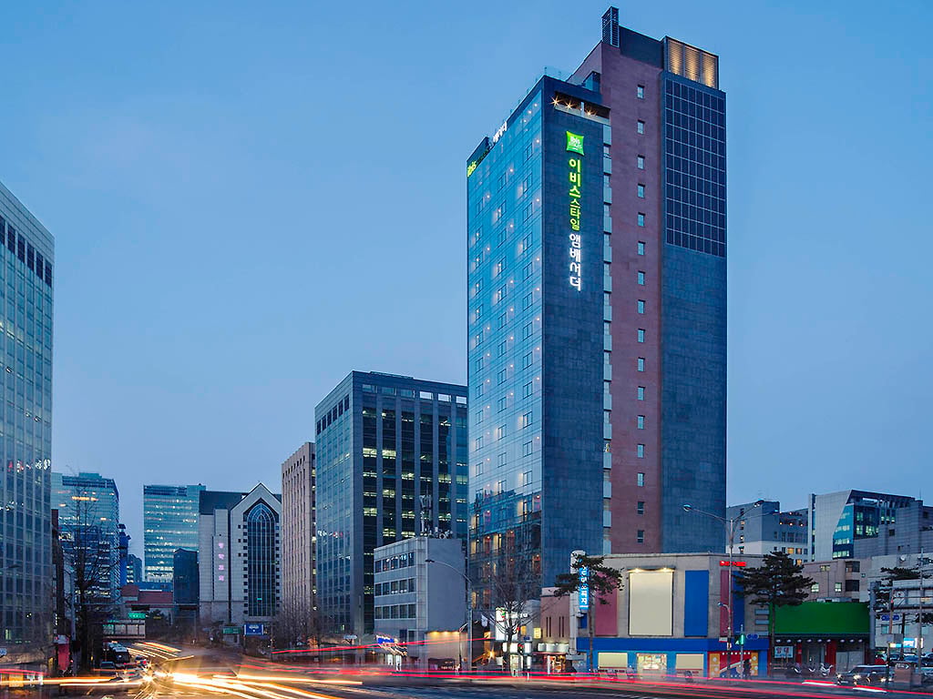 Mondrian Itaewon — backstory