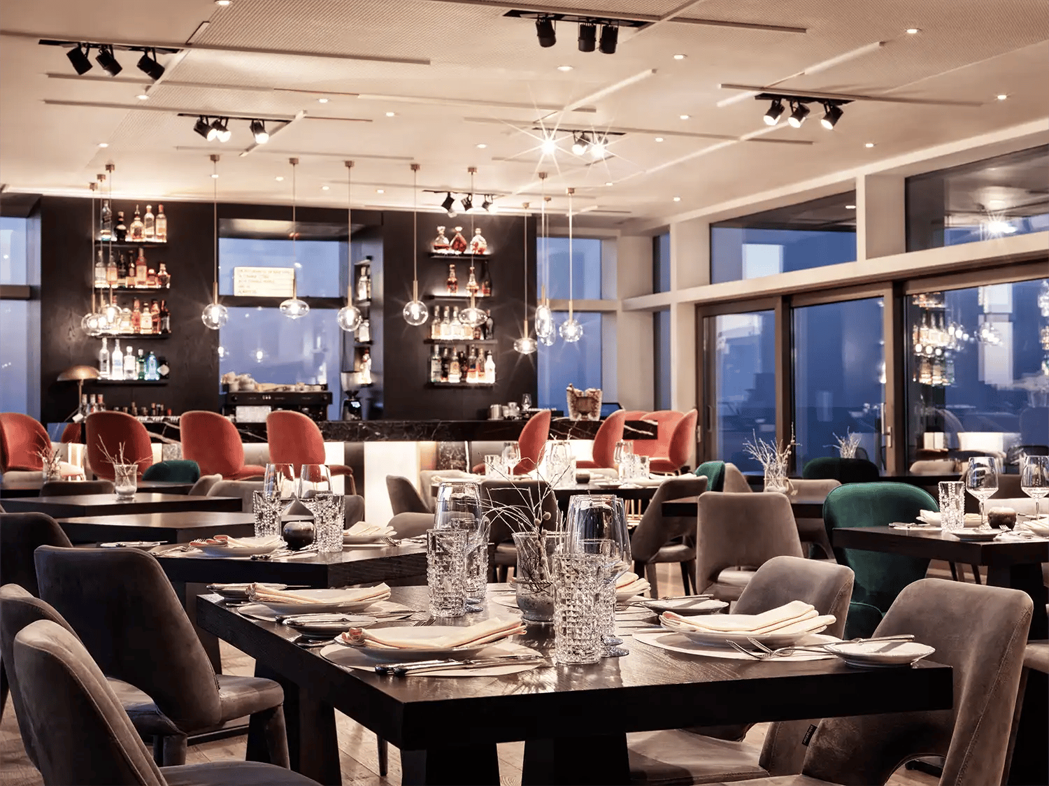 Metropol Palace Hotel Belgrade, at the table