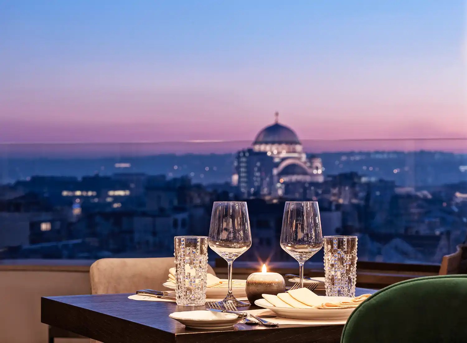 Metropol Palace Hotel Belgrade, at the table