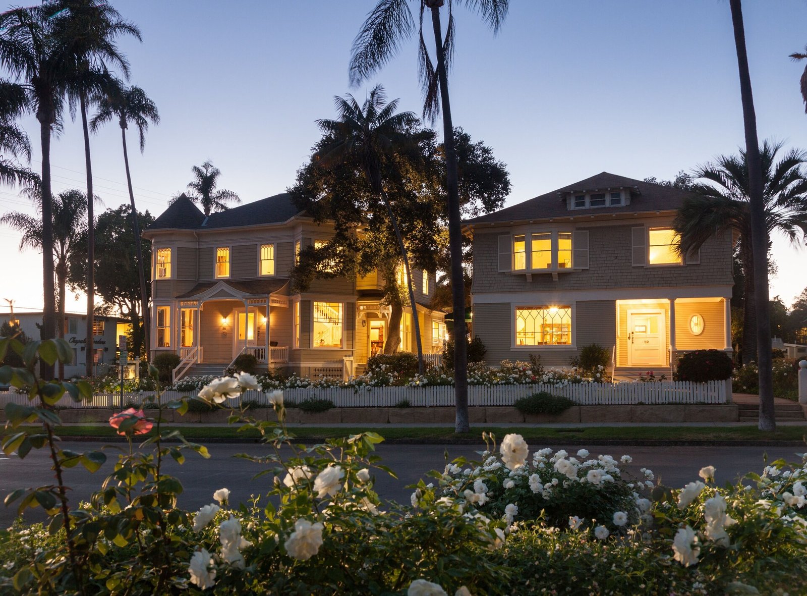 Cheshire Cat Inn & Cottages — vibe