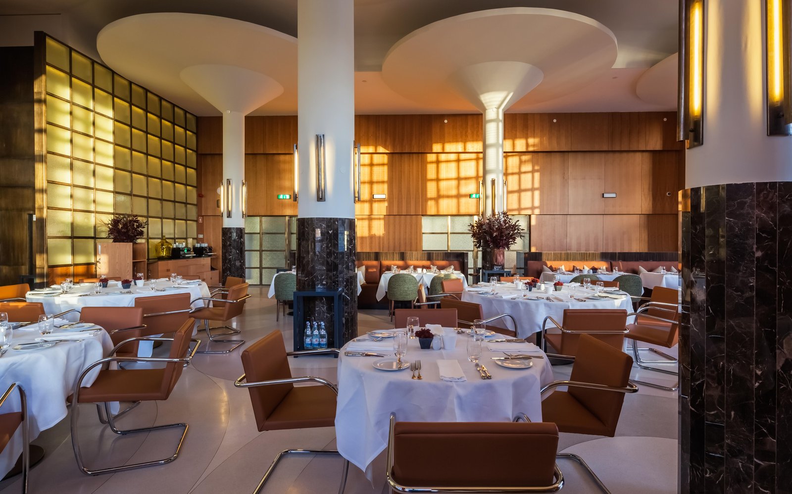 Hotel Vincci Porto, at the table