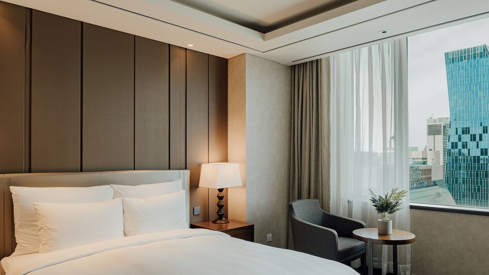 Lotte City Hotel Myeongdong — rooms