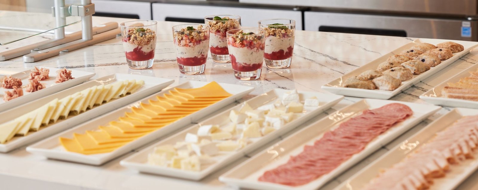 AC Hotel San Diego Downtown Gaslamp Quarter — eat & drink