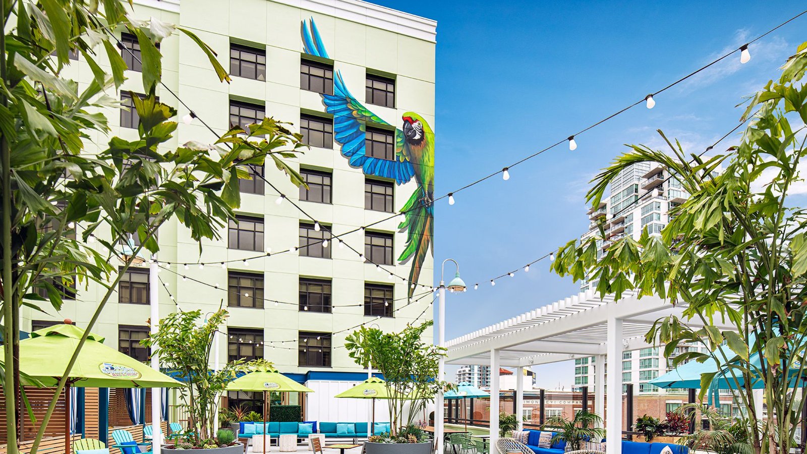 Margaritaville Hotel Gaslamp Quarter — vibe