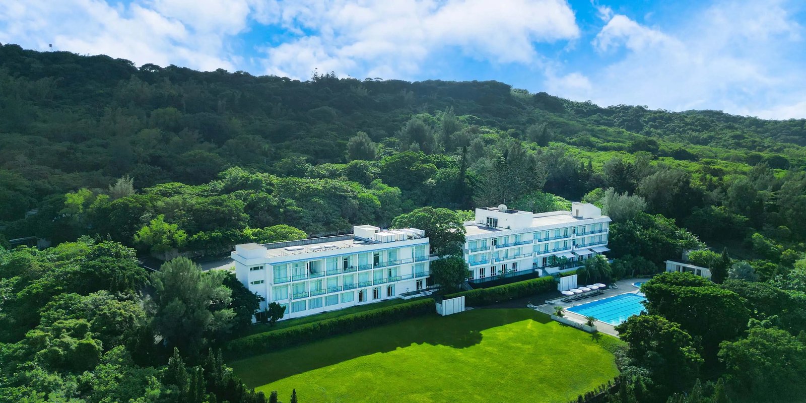 Gloria Manor, how it began