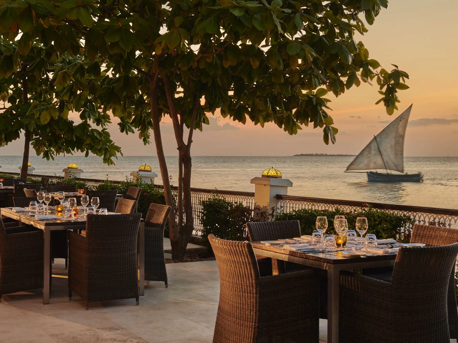 Park Hyatt Zanzibar, at the table