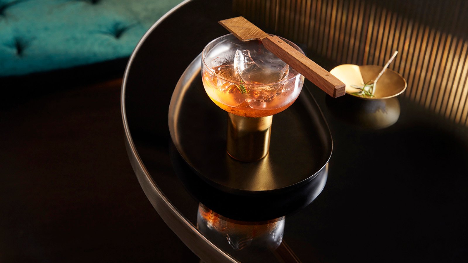 Four Seasons Hotel — vibe