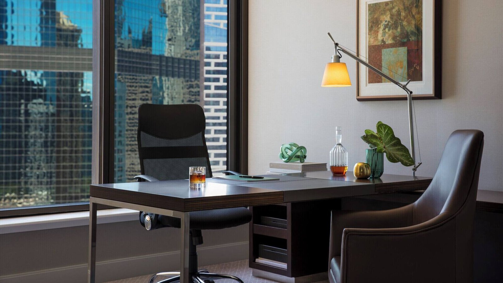Four Seasons Hotel — rooms