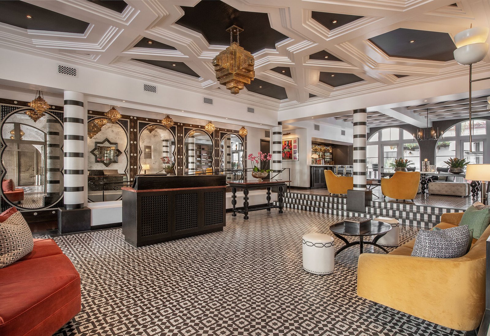 Hotel Californian — vibe