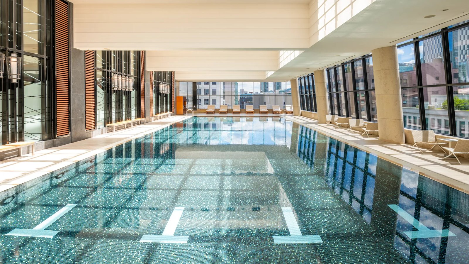 Conrad Seoul, the pool