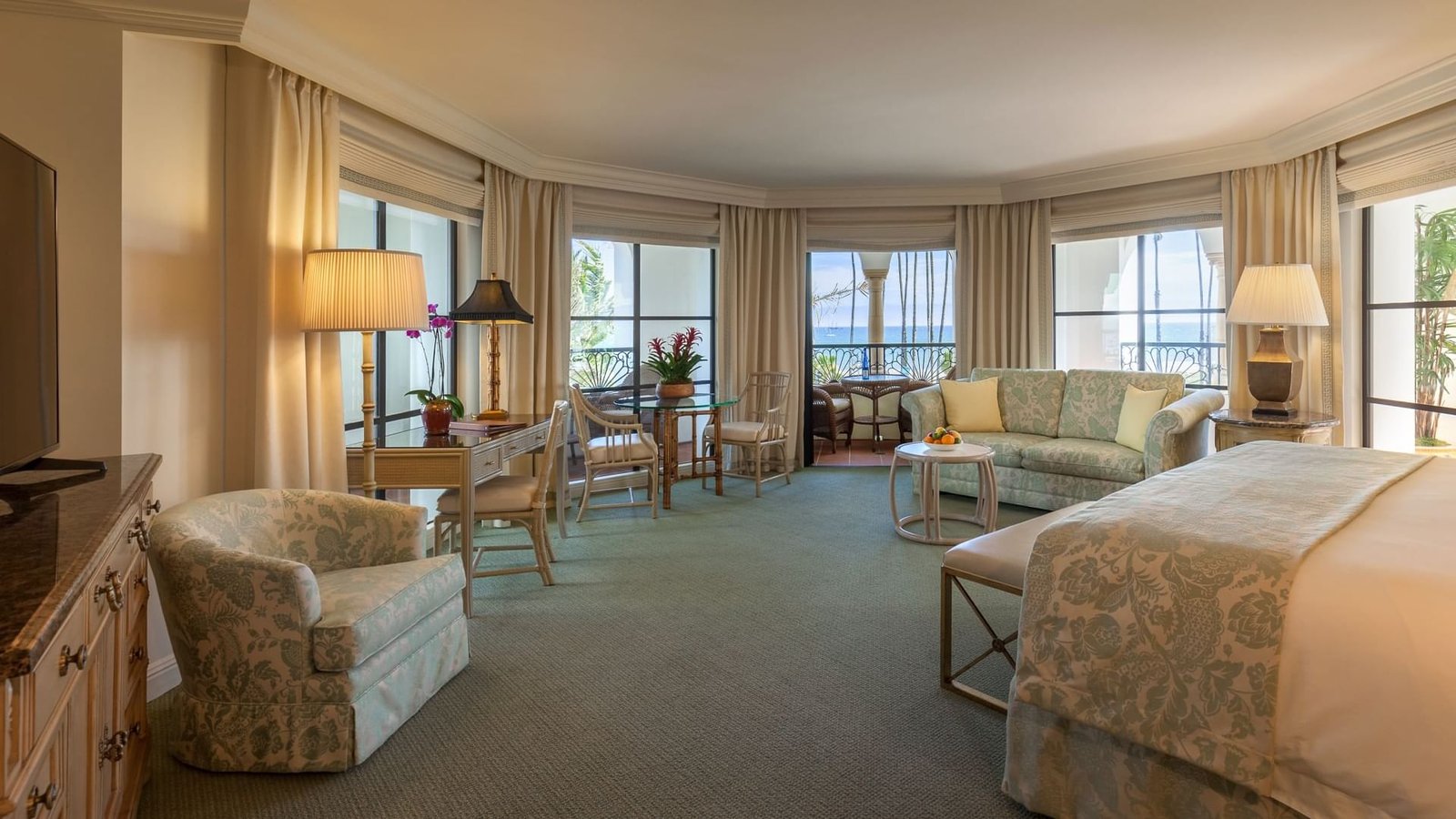 Santa Barbara Inn — rooms