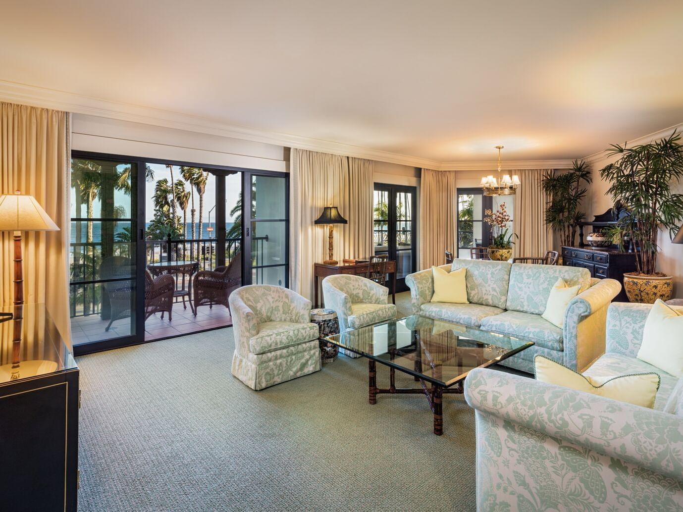 Santa Barbara Inn — rooms