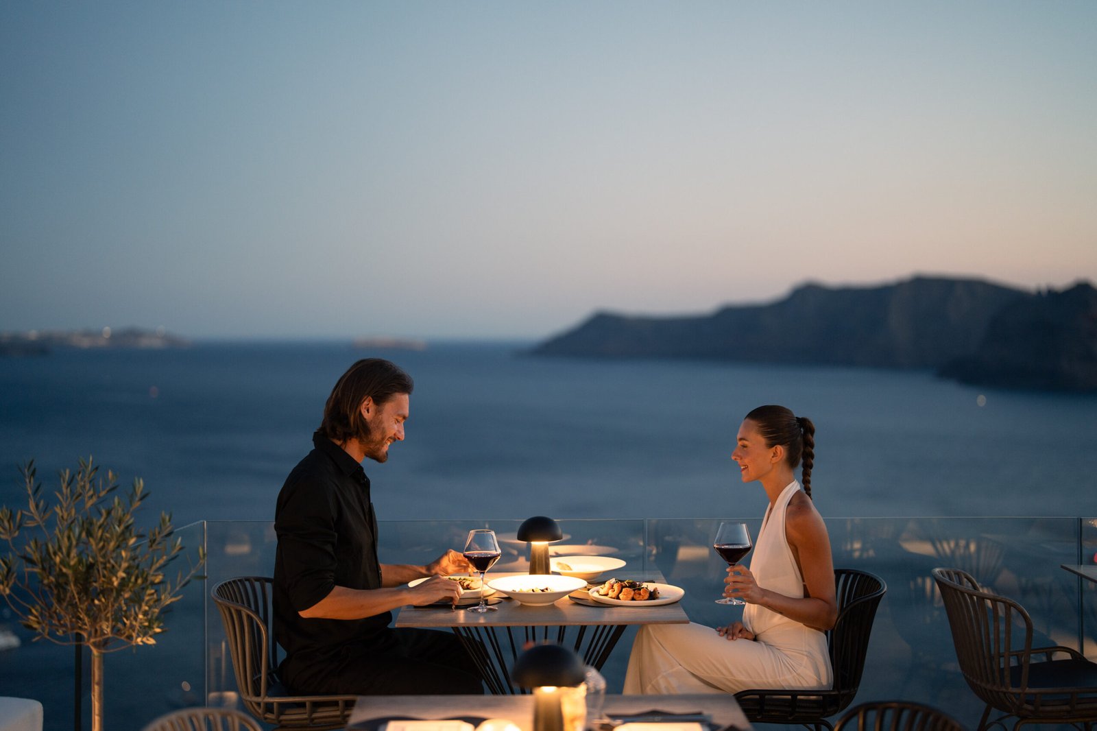 La Perla Villas and Suites, at the table