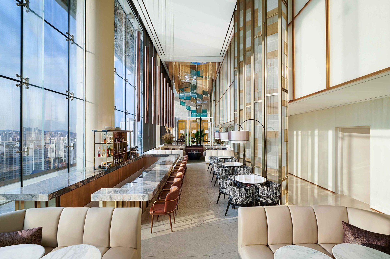 Hotel Naru Seoul MGallery, at the table