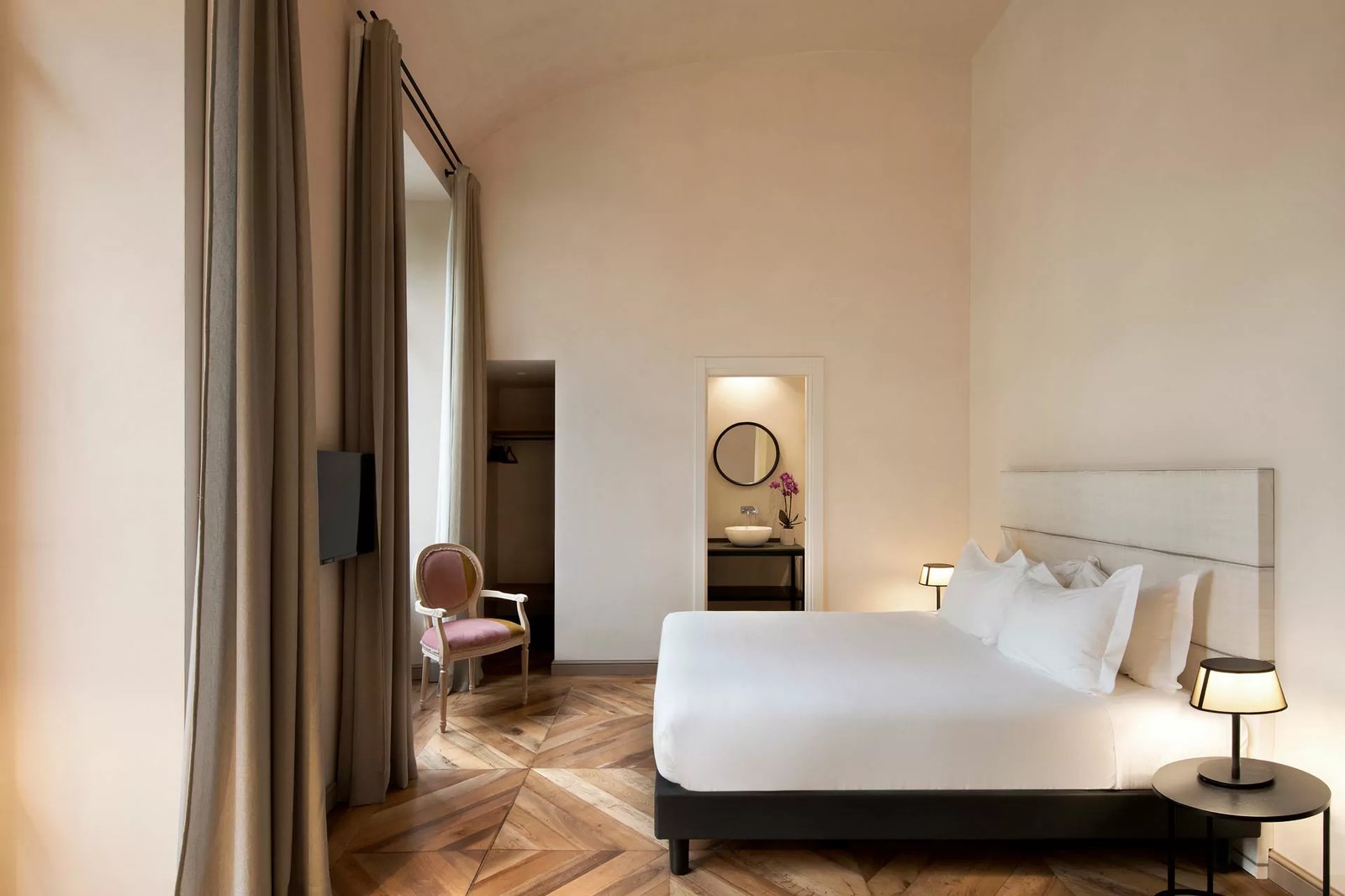 Opera35 Boutique Hotel