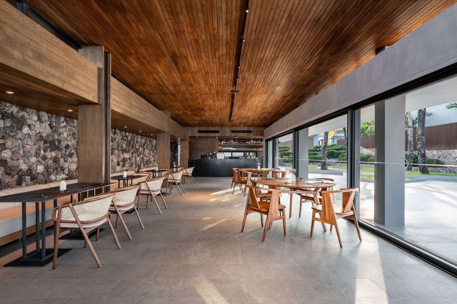 Casa de La Flora, la aranya restaurant