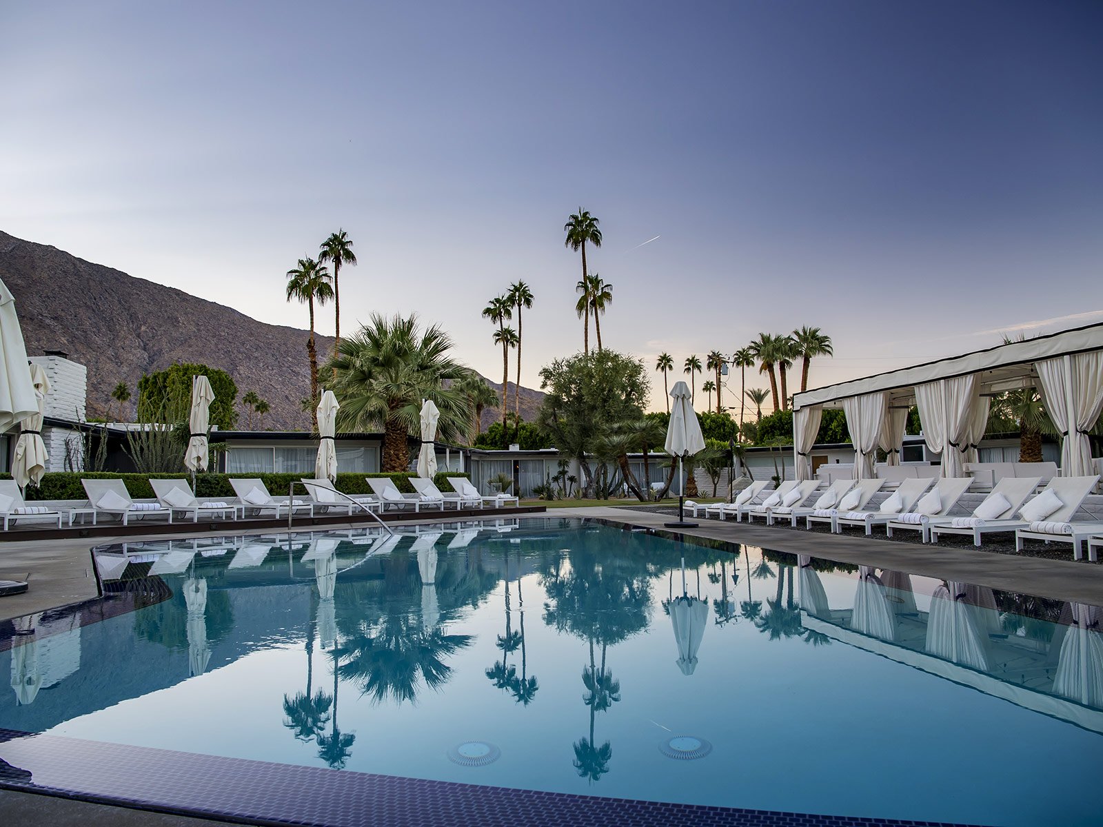 L'Horizon Resort & Spa, the pool