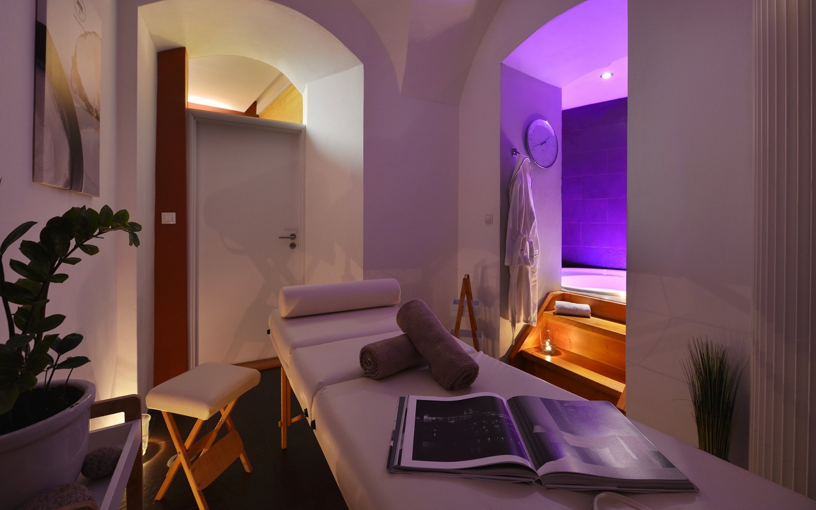 Design Hotel Neruda Prague, the treatment room