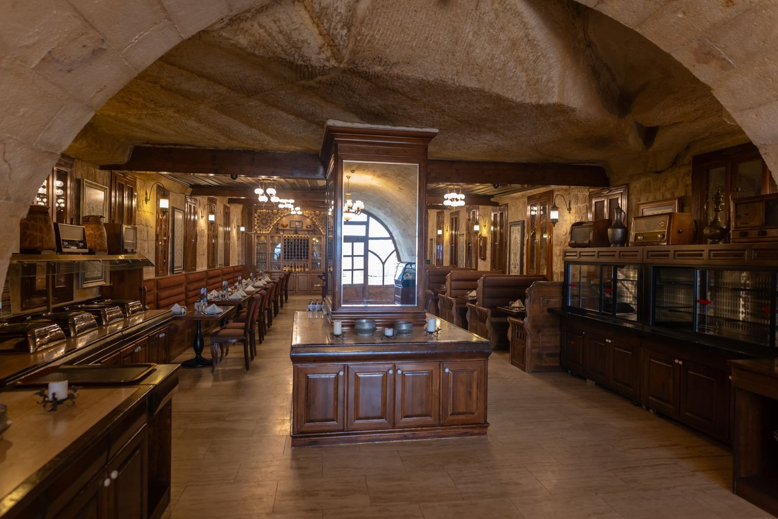 Kayakapi Premium Caves - Cappadocia, at the table