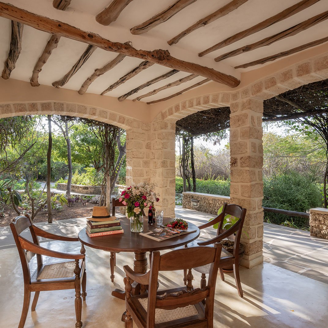 The Charming Lonno Lodge Watamu, lonno lodge restaurant