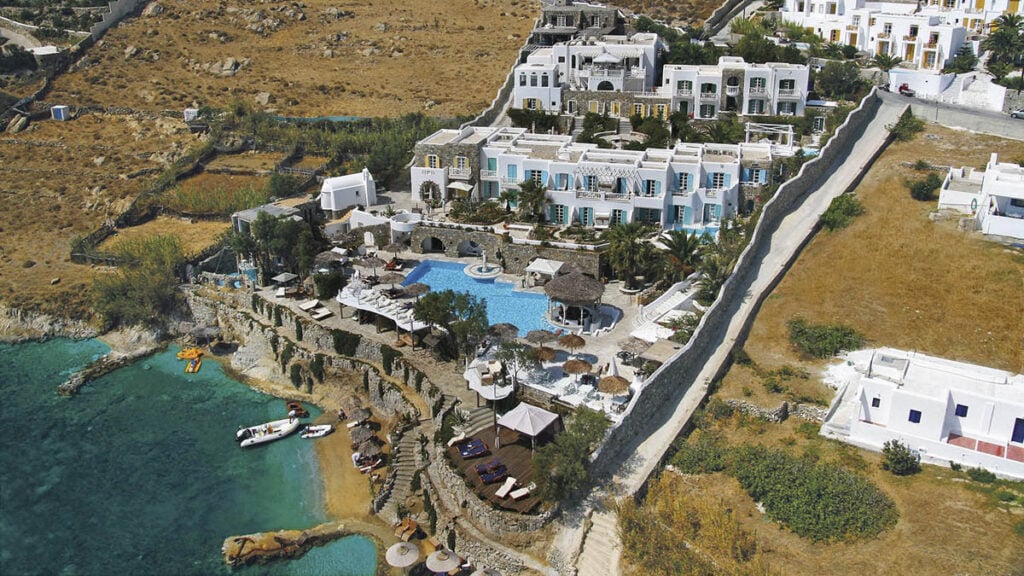 Kivotos Mykonos, backstory