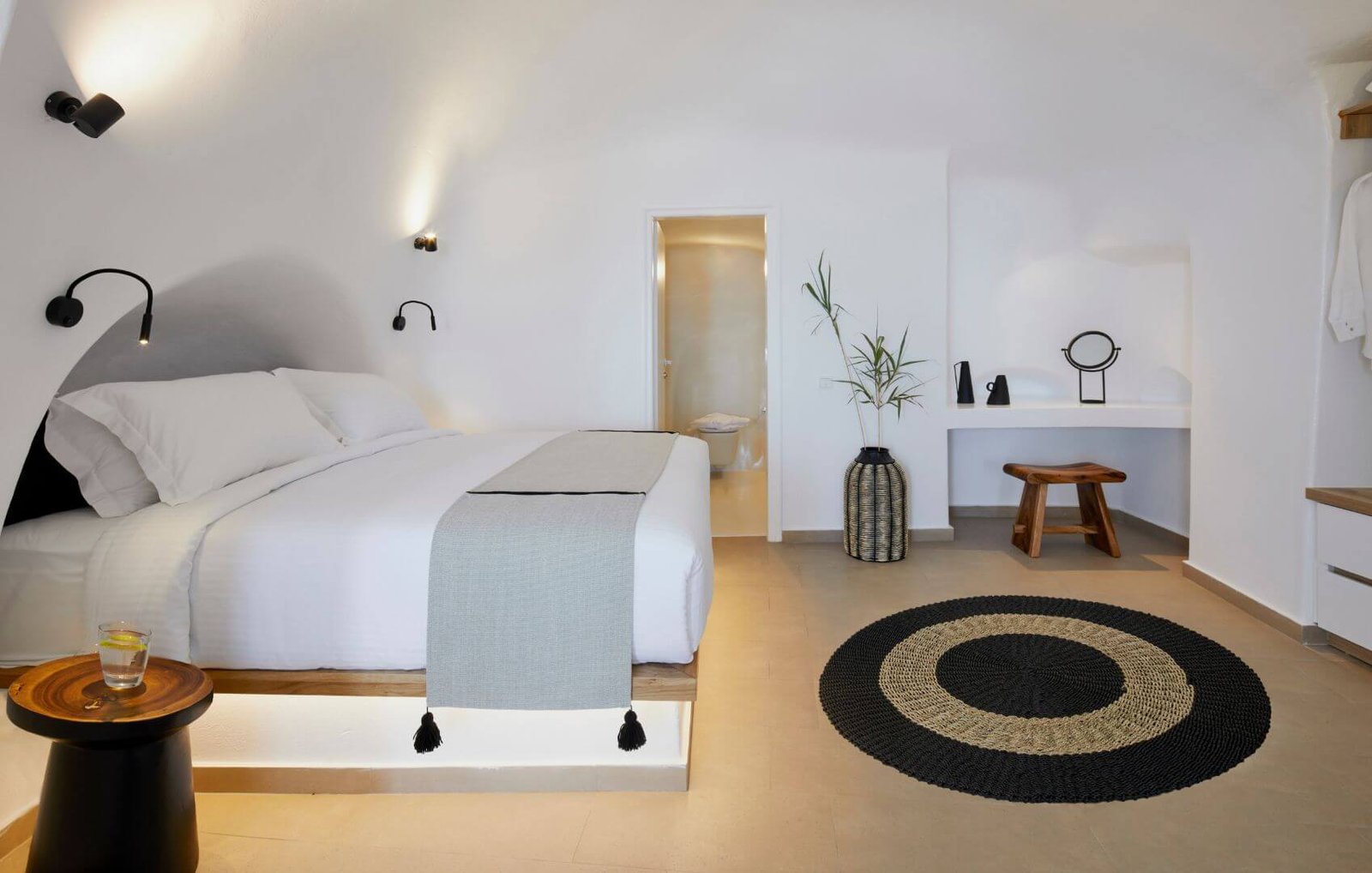 WeSense Santorini, rooms
