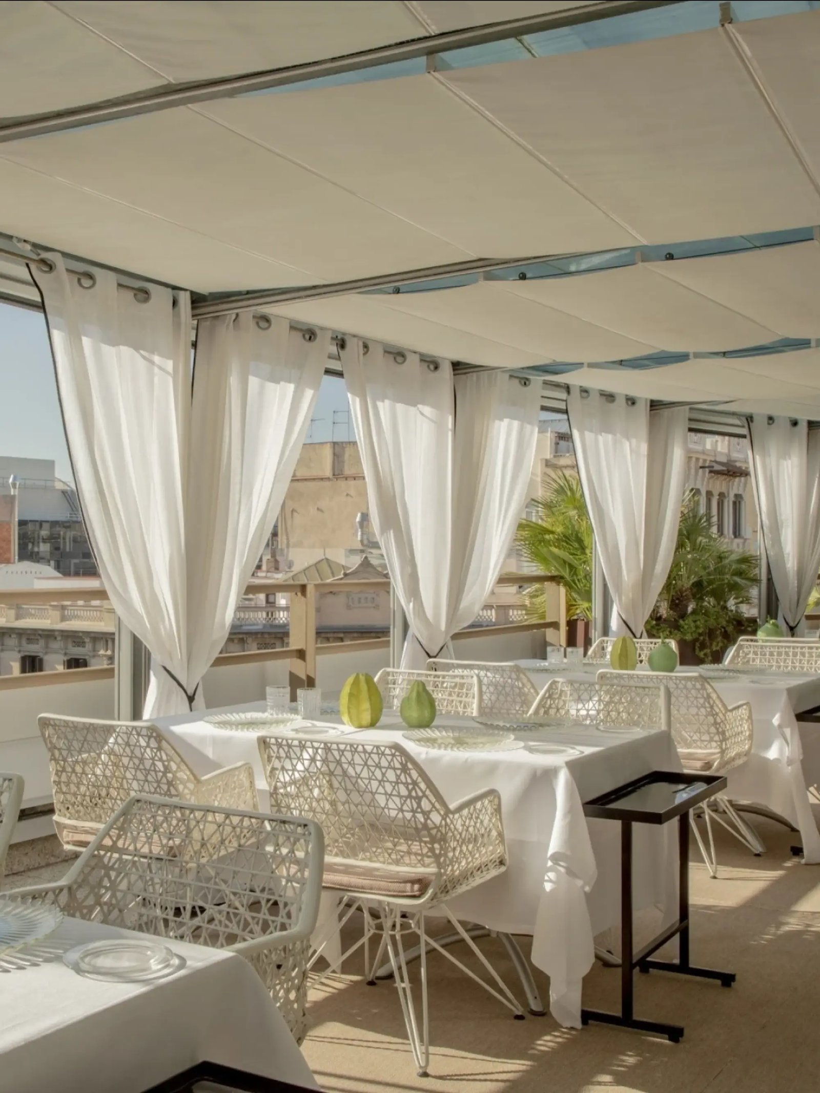 Claris Hotel & Spa, la terraza del claris