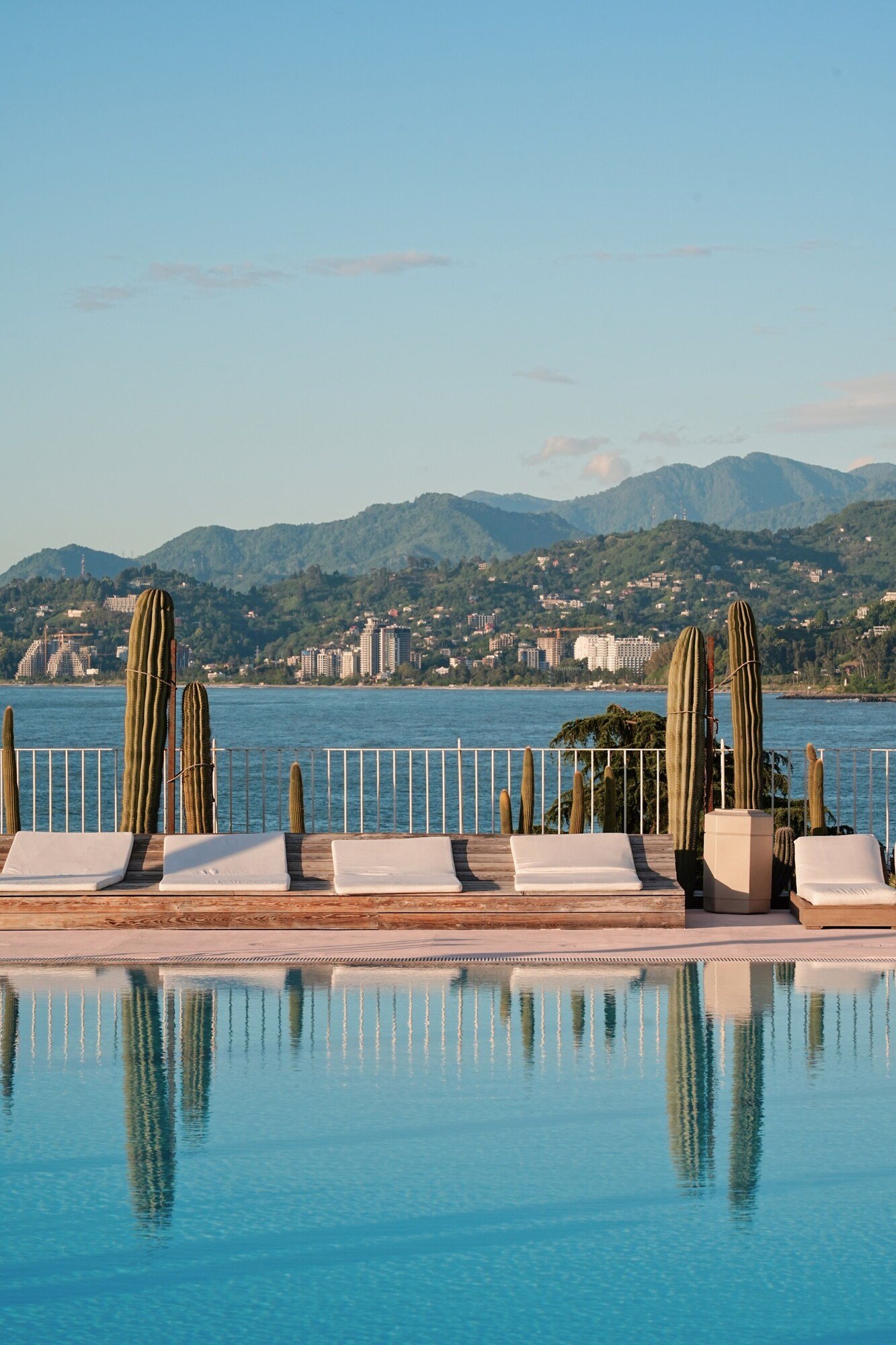 Rooms Batumi, the pool