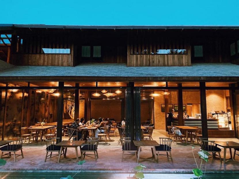 Athita The Hidden Court Chiang Saen, eat and drink