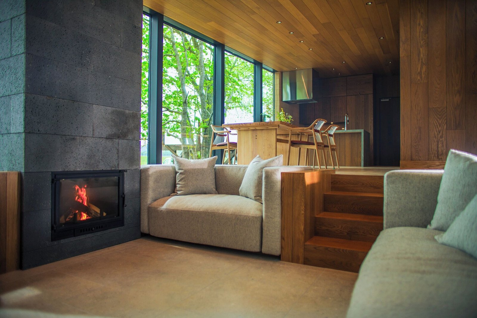 Soneka, rooms
