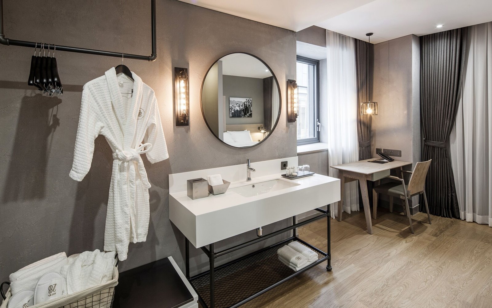 Hotel 28 Myeongdong — rooms