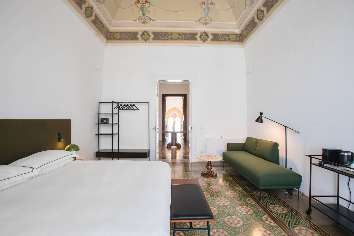 Palazzo Piccinno, rooms