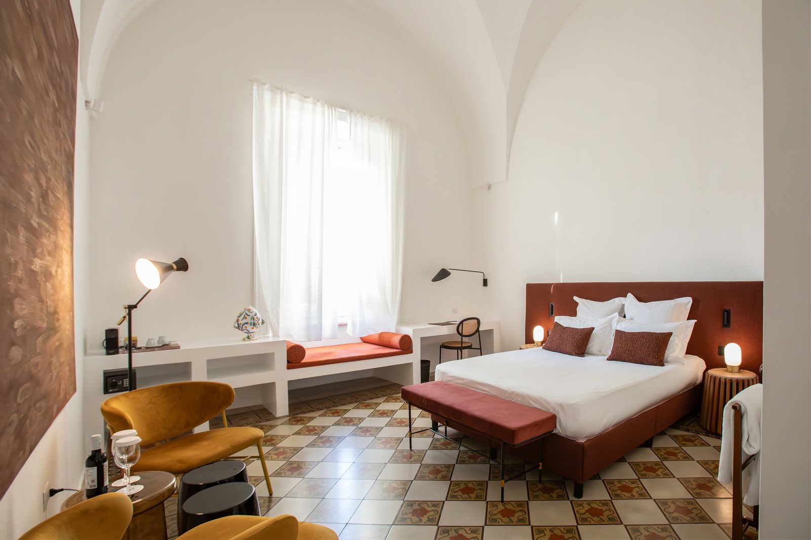 Palazzo Piccinno, rooms