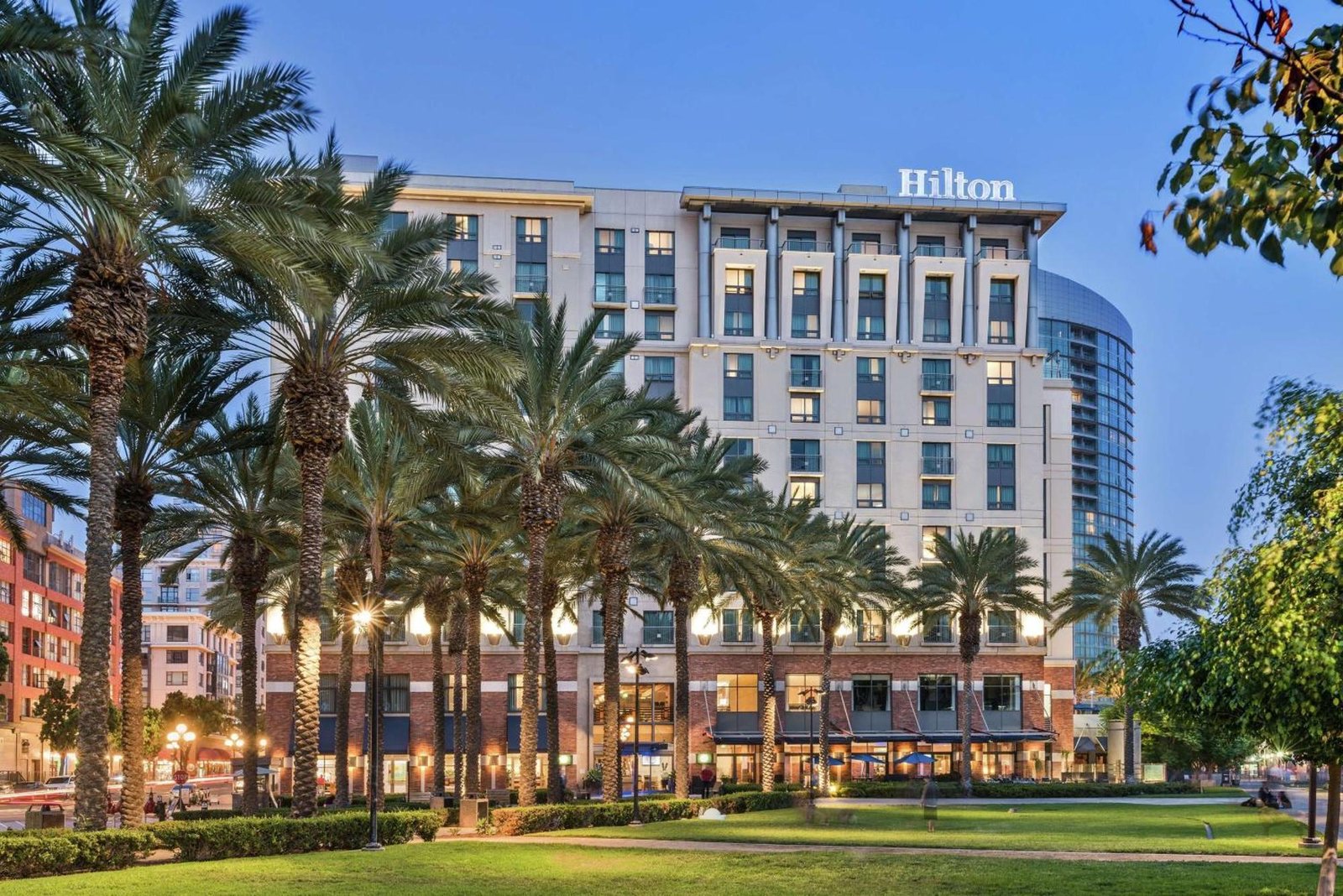 Hilton San Diego Gaslamp Quarter — vibe