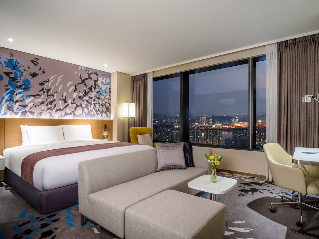Novotel Ambassador Seoul Yongsan — rooms