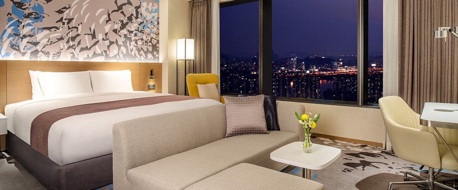 Novotel Ambassador Seoul Yongsan — rooms
