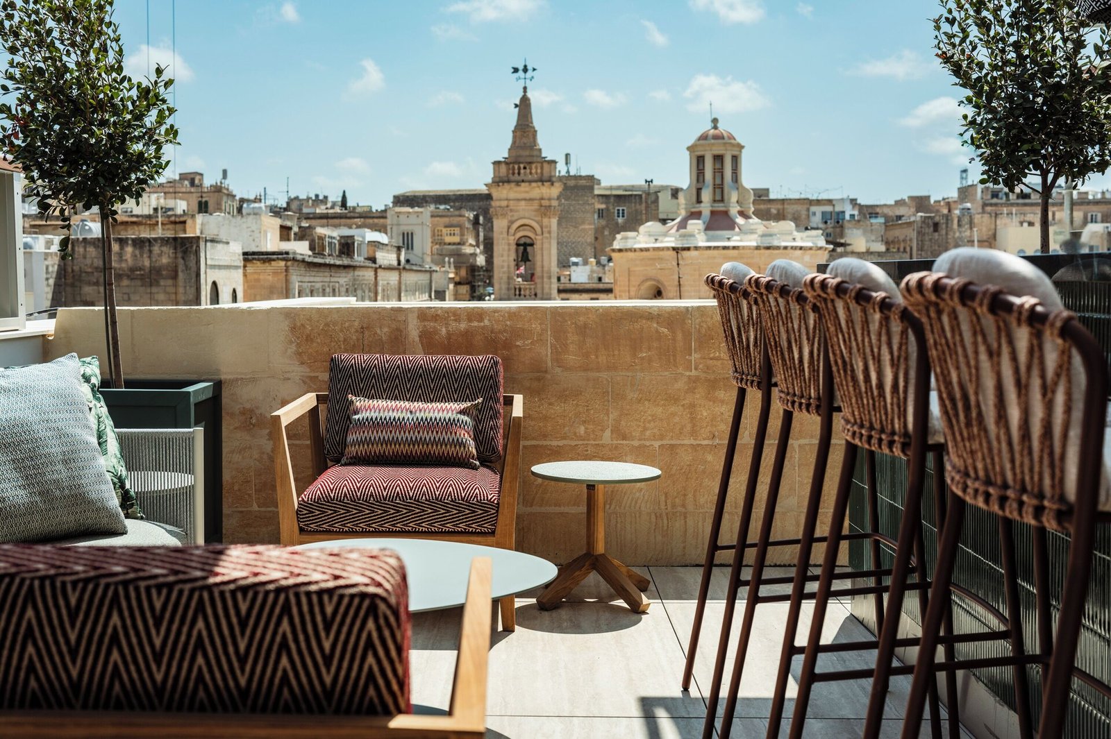 Romègas Hotel, at the table