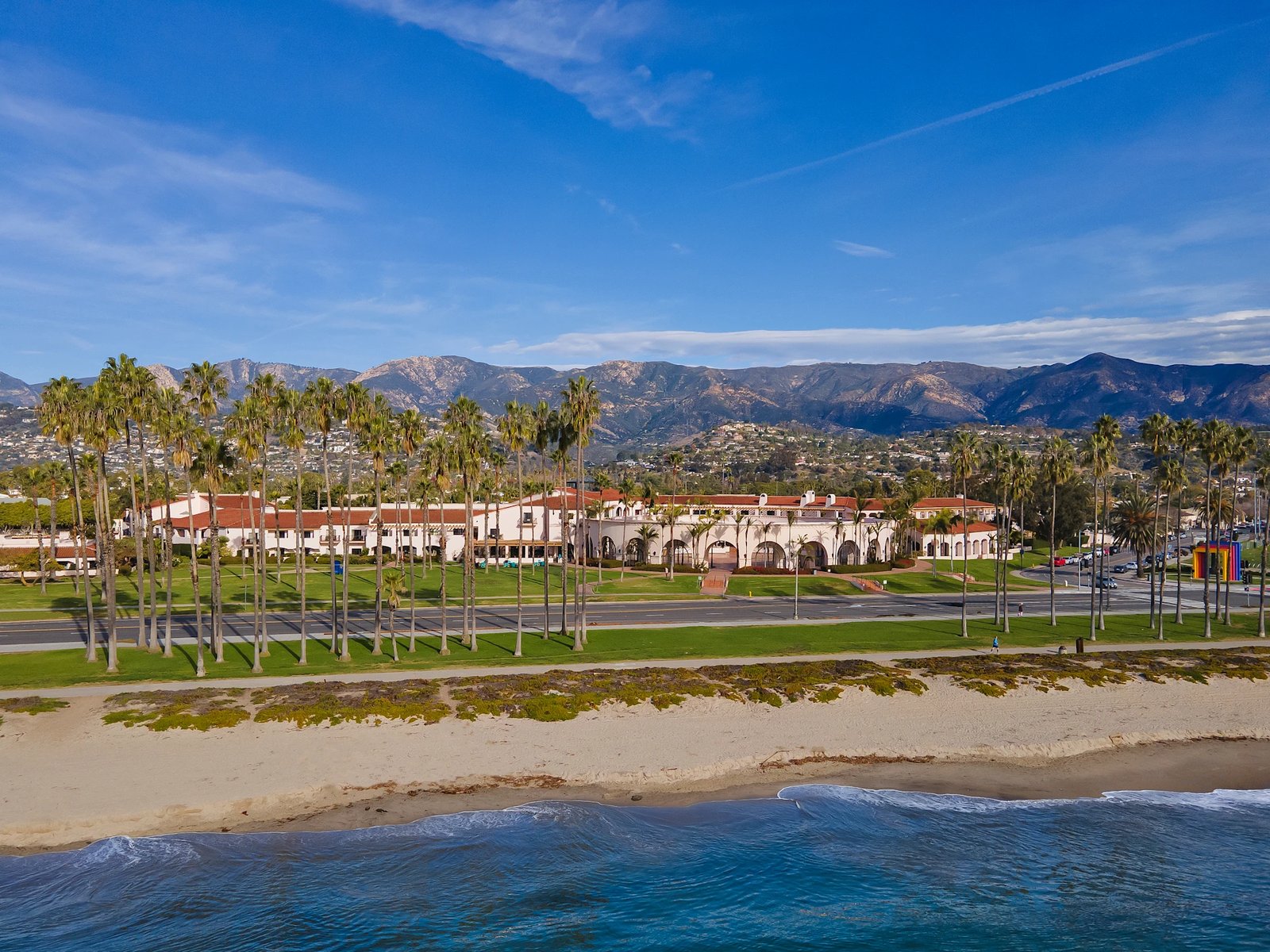 Hilton Santa Barbara Beachfront Resort — vibe