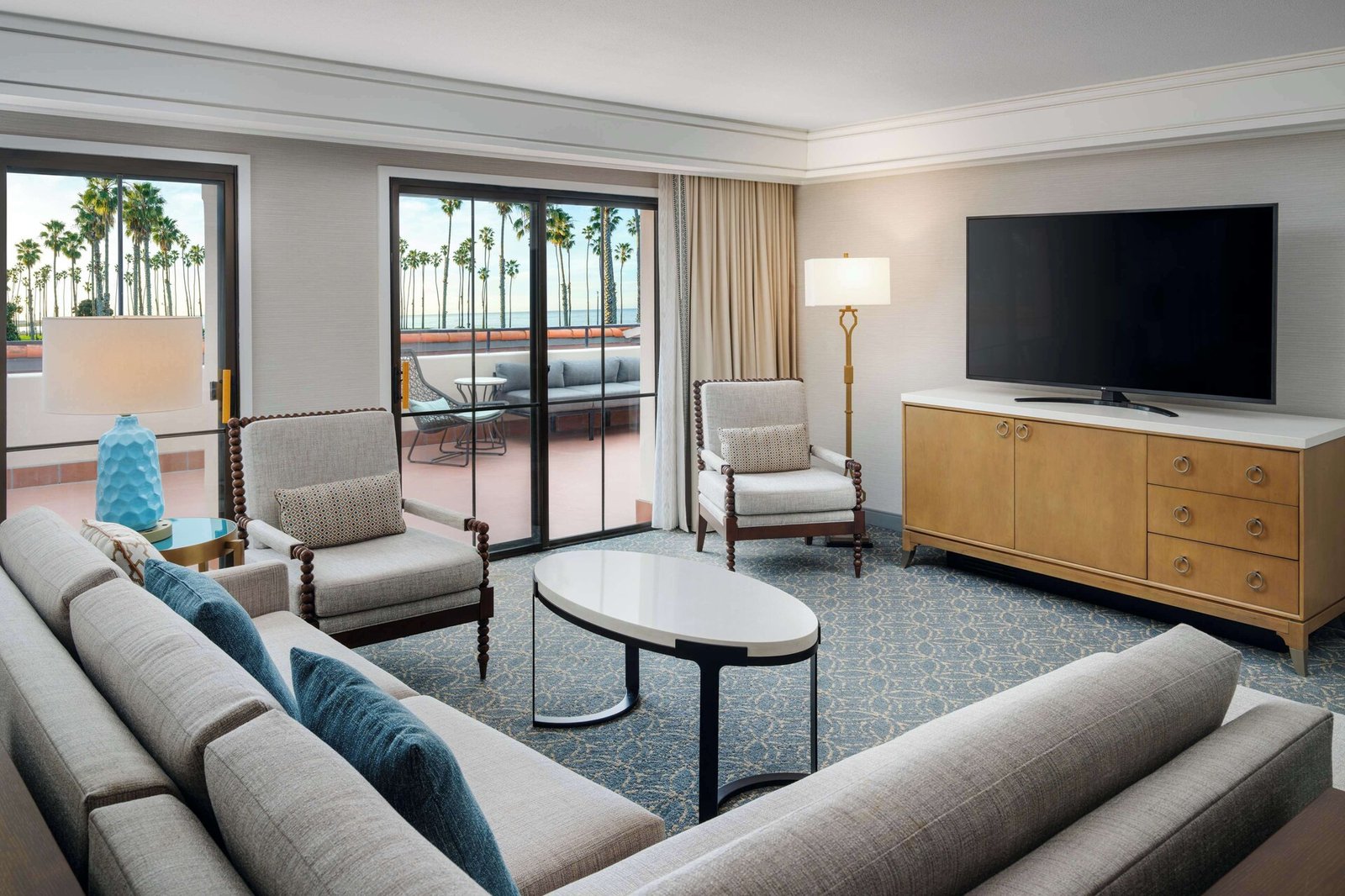 Hilton Santa Barbara Beachfront Resort — rooms