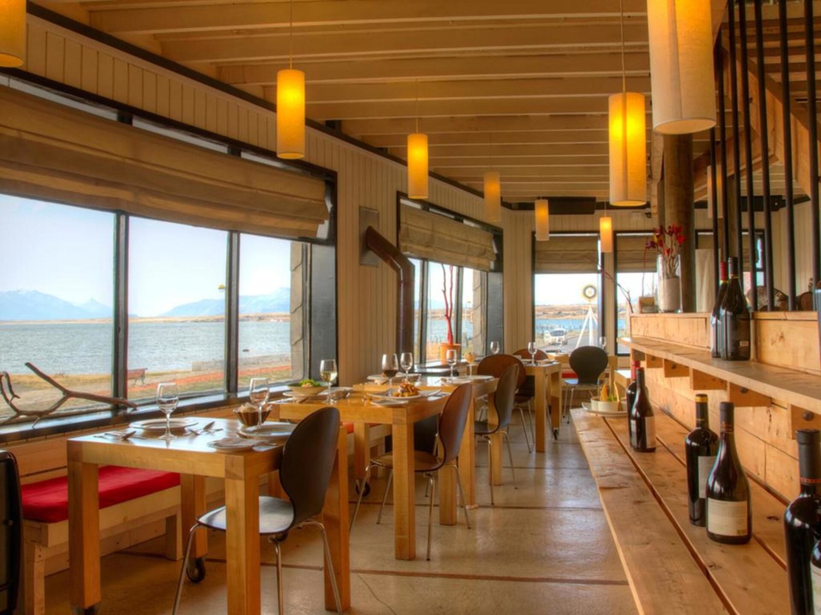 Noi Indigo Patagonia, at the table