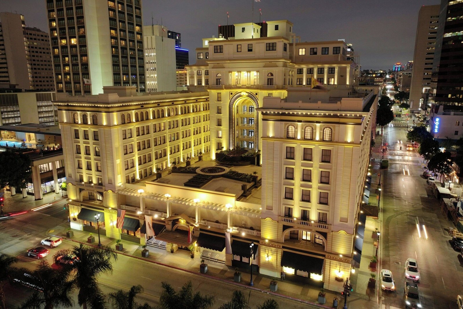 The US Grant, a Luxury Collection Hotel — vibe