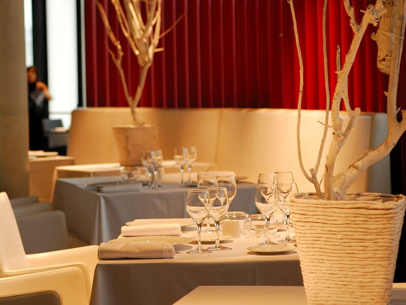 Hotel Porta Fira, spiral restaurant
