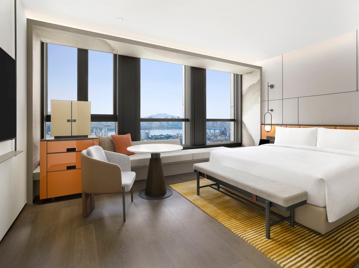 Pullman Ambassador Seoul Eastpole — vibe