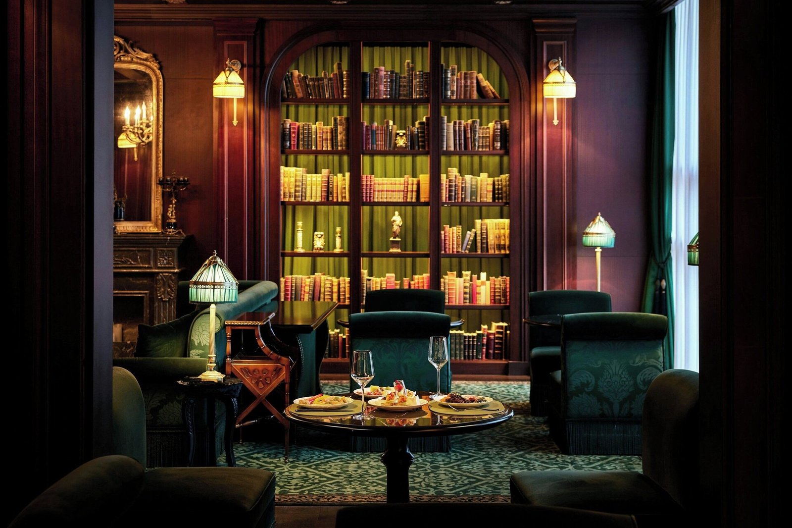 L'Escape Hotel — backstory