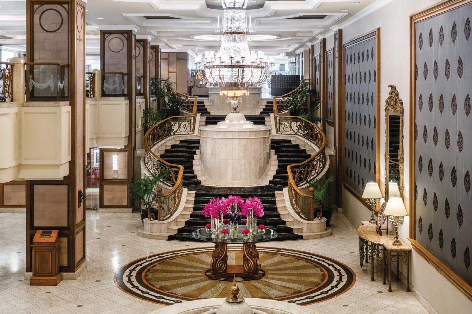 The Langham Melbourne — vibe