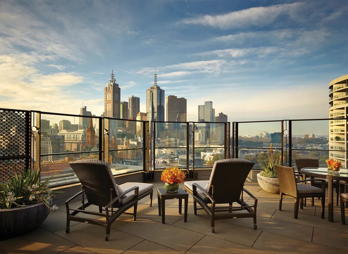 The Langham Melbourne — vibe