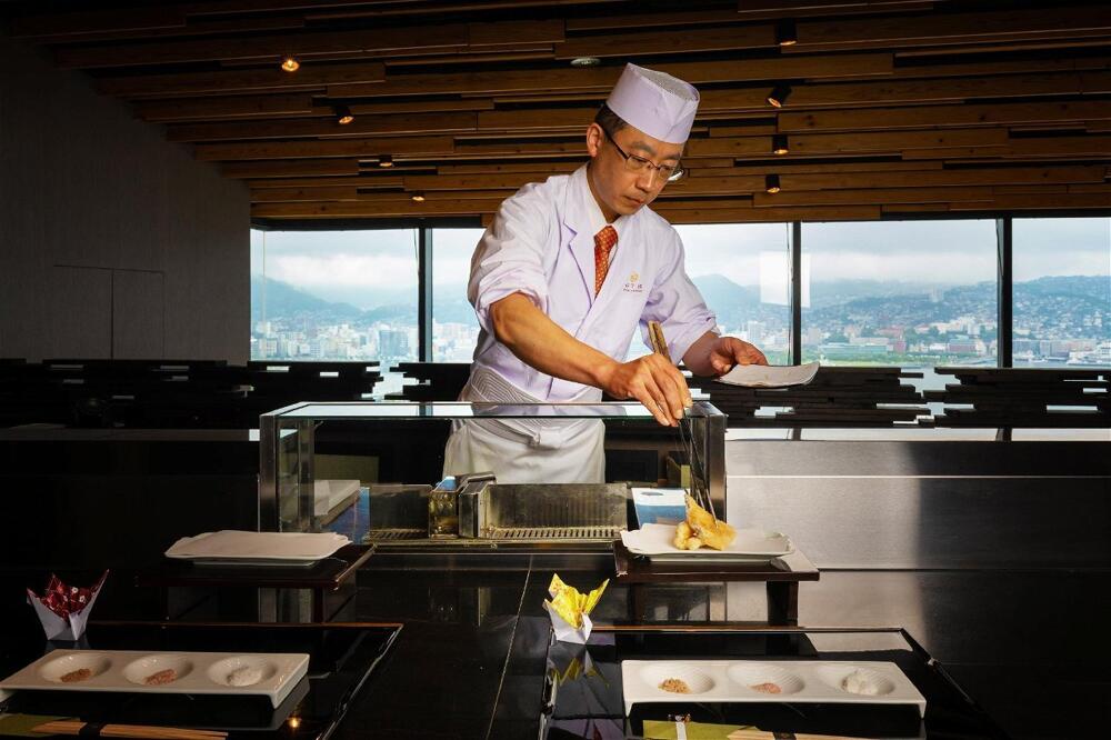 Garden Terrace Nagasaki Hotel & Resort, teppanyaki dining chikusai