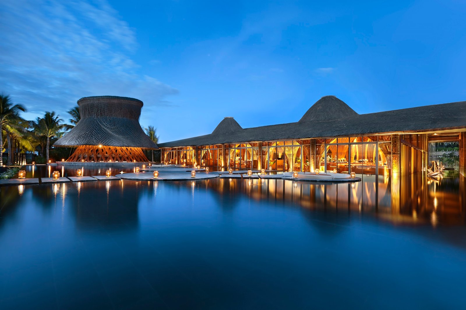 Naman Retreat, hay hay restaurant