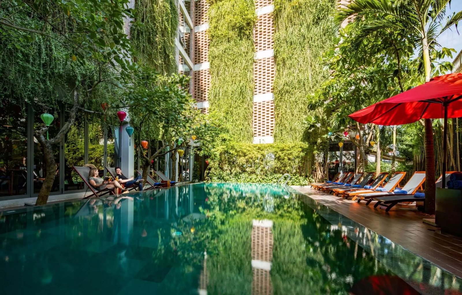 Atlas Hotel, the pool