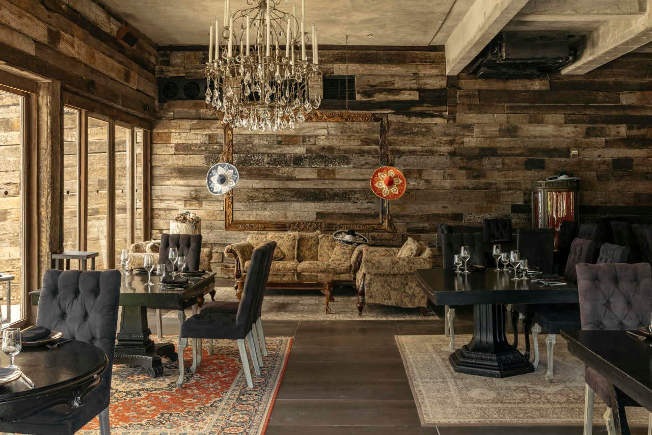 Casa Malca, at the table